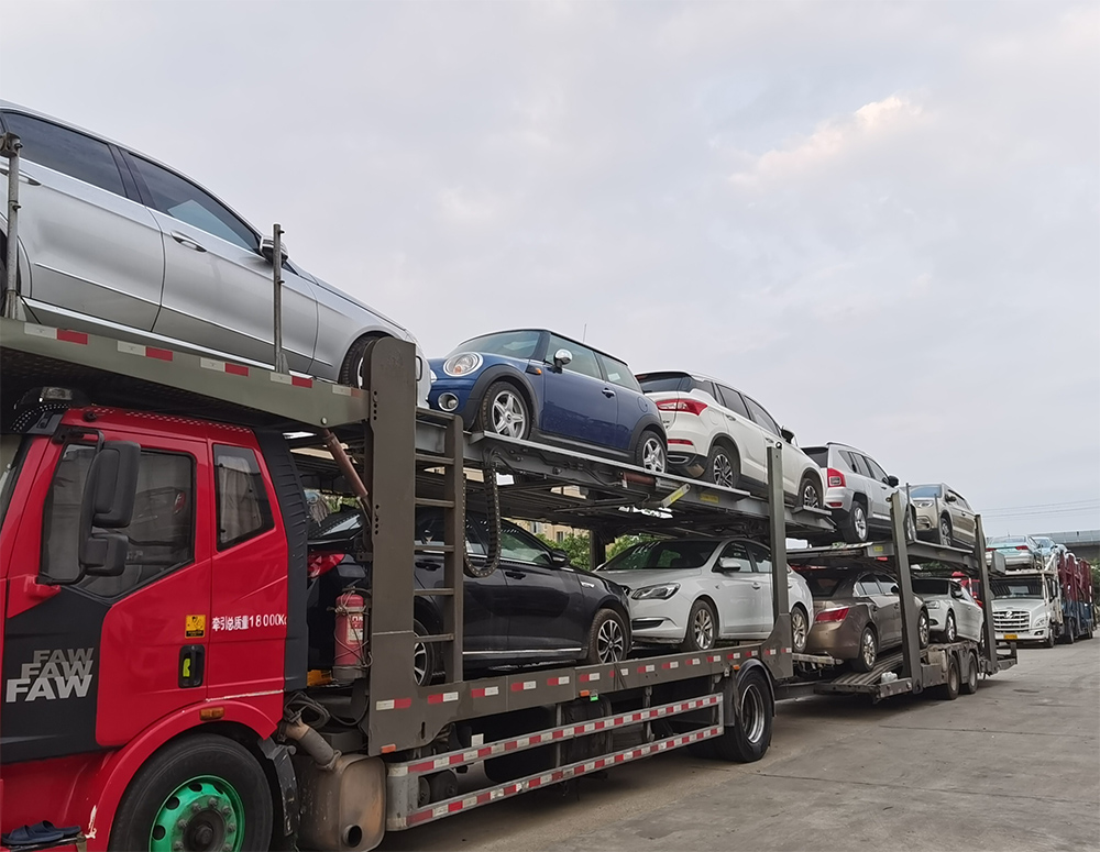 聚铁运输车队实力