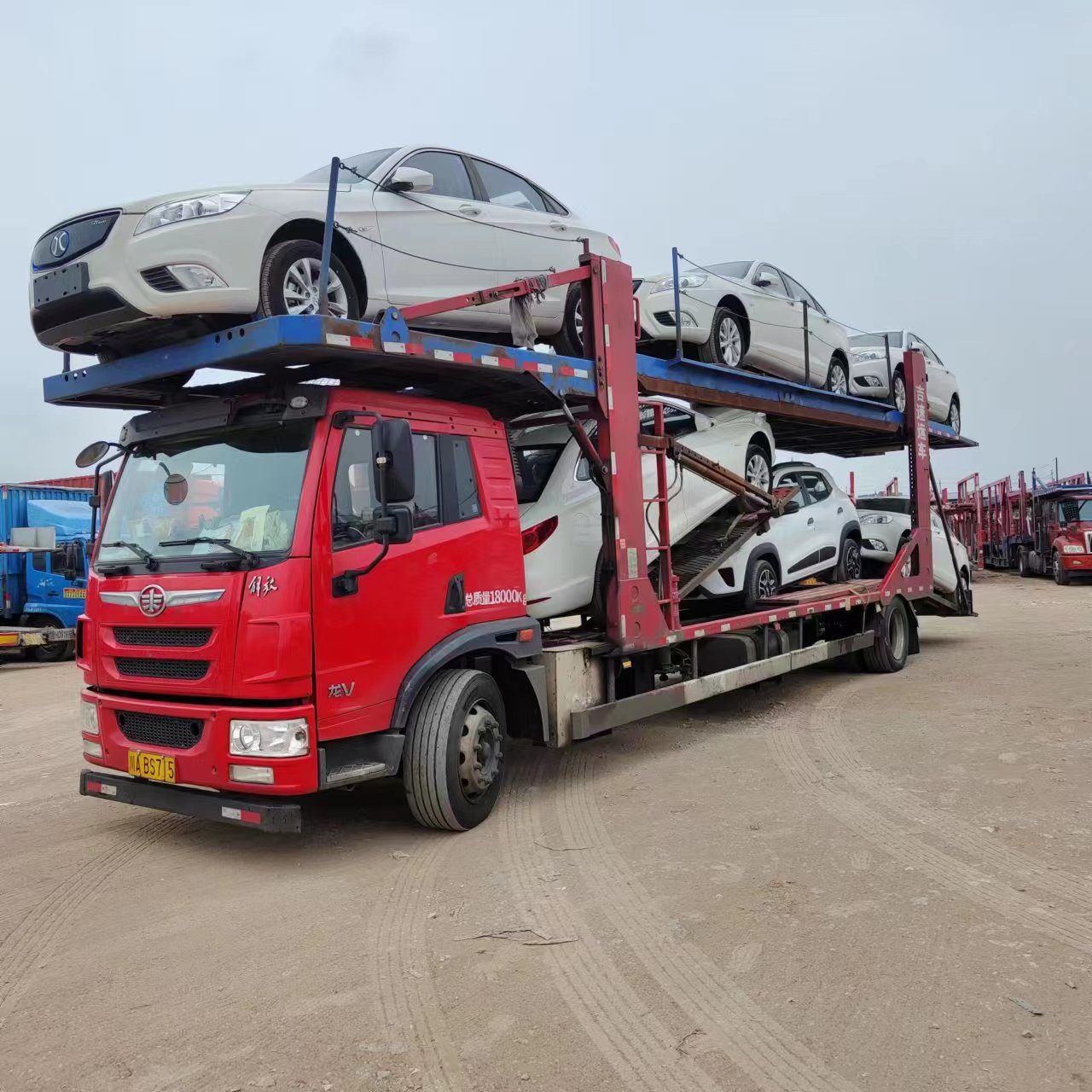 佳运通运车是否值得选择?怎样挑选公司? 选择专业正规物流运输公司,就能确保运输可靠,稳定和安全。现在佳运通运车具有明显优势,物流速度比较快,而且运输成本比较低,想要挑选专业公司,要注意下面这些问题。